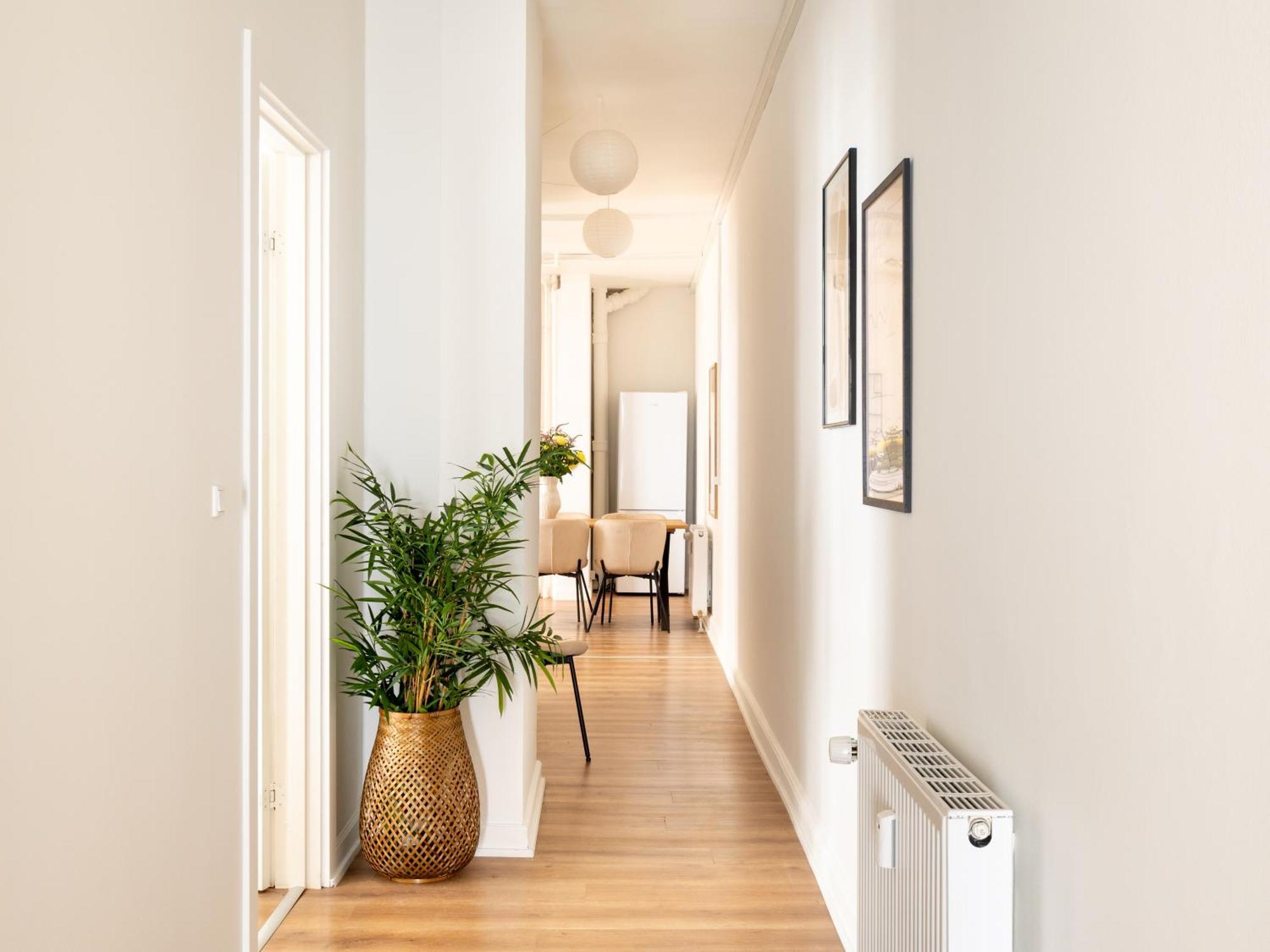 Sanders Noble - Fantastic 4-Bdr Apt In The Capital Копенгаген Экстерьер фото